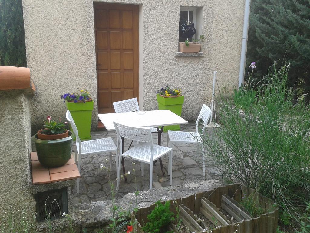 La Petite Maison De Marie Louise Lauris Exterior foto